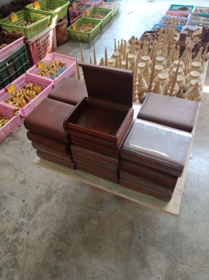 รับทำงานไม้นอกแบบ รับทำงานไม้ตามแบบ